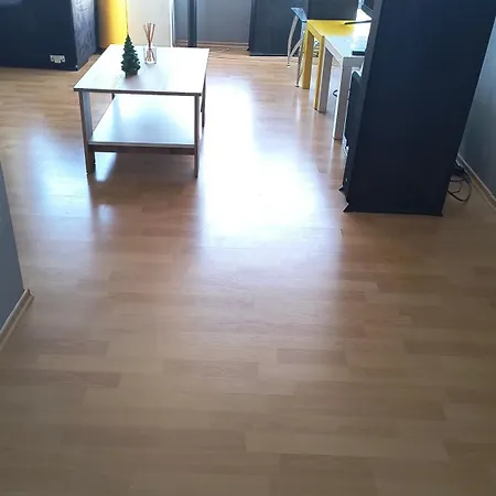 Daire Pretty View Apartment, Private Parking, 8min To Center By Car Bratislava