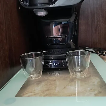 Pretty View Apartment, Private Parking, 8min To Center By Car Μπρατισλάβα