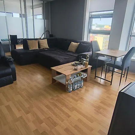 아파트 Pretty View Apartment, Private Parking, 8min To Center By Car 브라티슬라바
